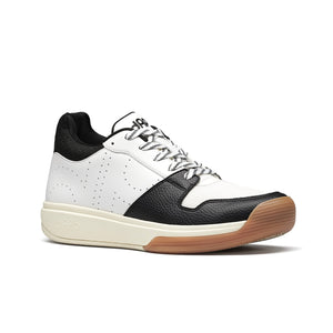Men’s DAPS DESI Mid in Black and White – high-performance pickleball shoe designed for speed, stability, and dynamic on-court control.