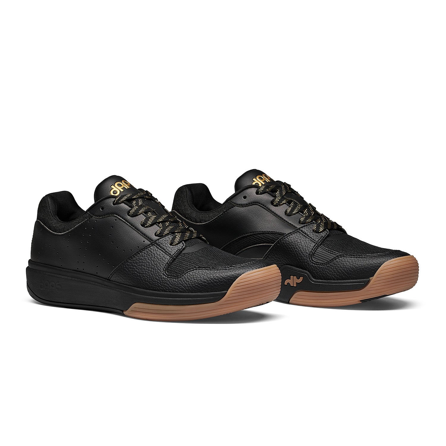 Pair of Men’s DAPS DESI Low pickleball shoes in Black – sleek, lightweight construction for speed and stability on every court.