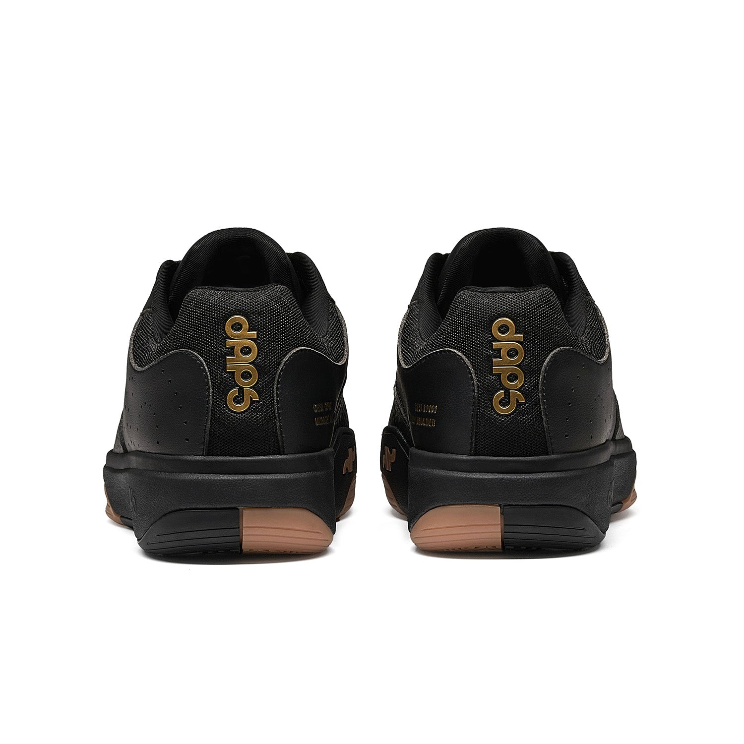 Rear view of Men’s DAPS DESI Low pickleball shoes – structured heel counter adds durability, control, and secure foot support.
