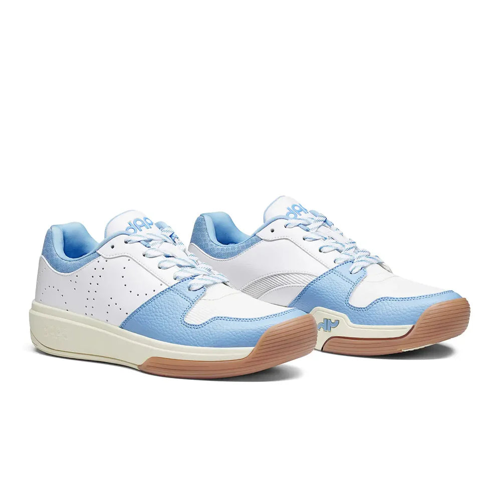 Pair of DAPS DESI Low Men’s pickleball shoes in Baby Blue and White – designed for control, speed, and all-day comfort on court.